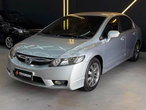 HONDA CIVIC 1.8 LXL 16V FLEX 4P MANUAL